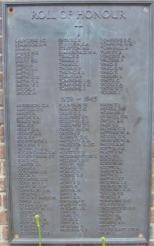 Dunstable War Memorial. WWII.  C.C Stenning
